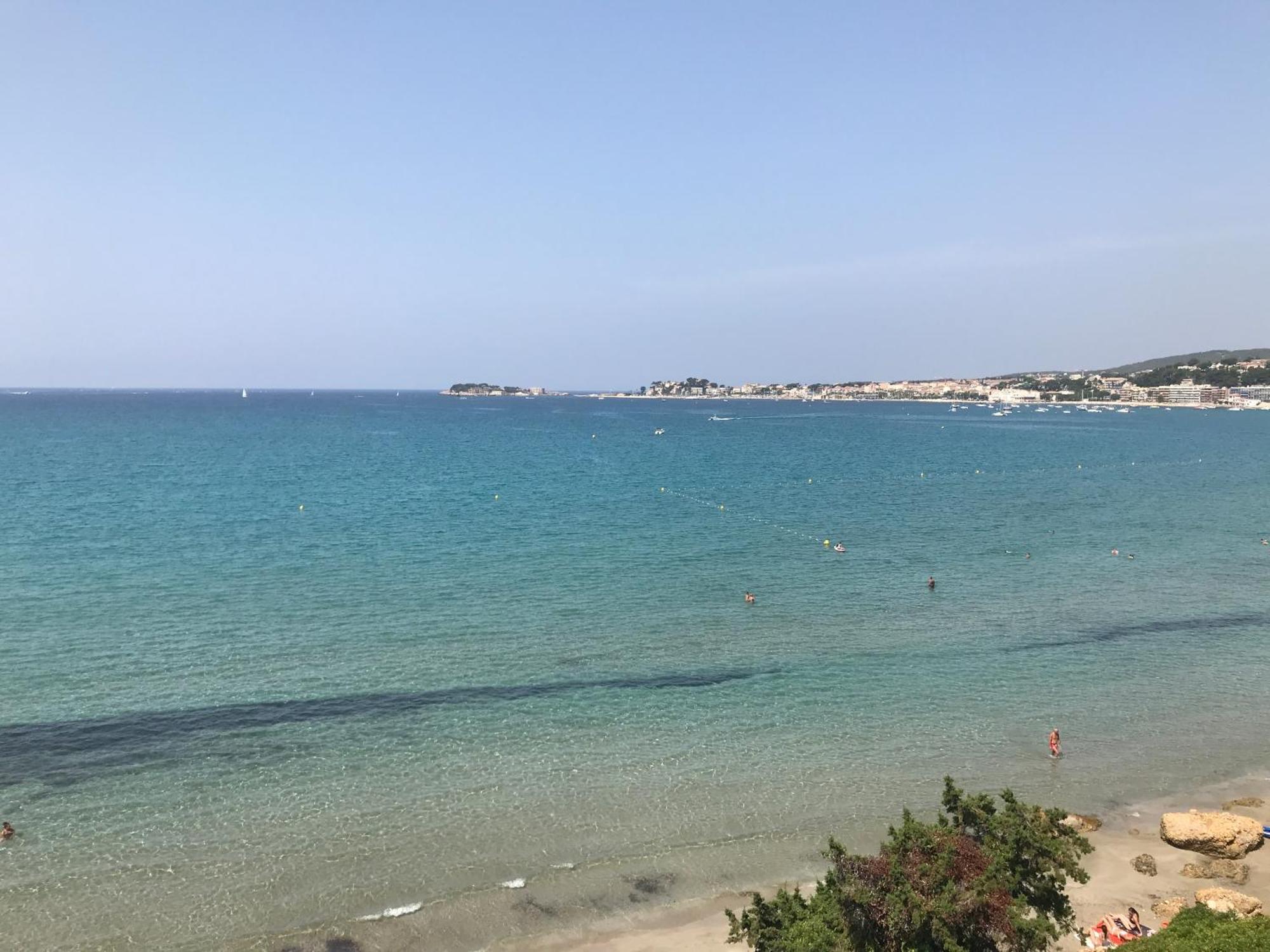Studio De Charme Avec Grande Terrasse Vue Mer Le Castellet  Zewnętrze zdjęcie